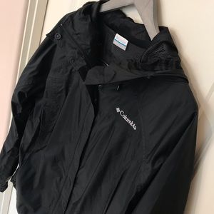 Columbia Rain Jacket - 🌟make me an offer!
